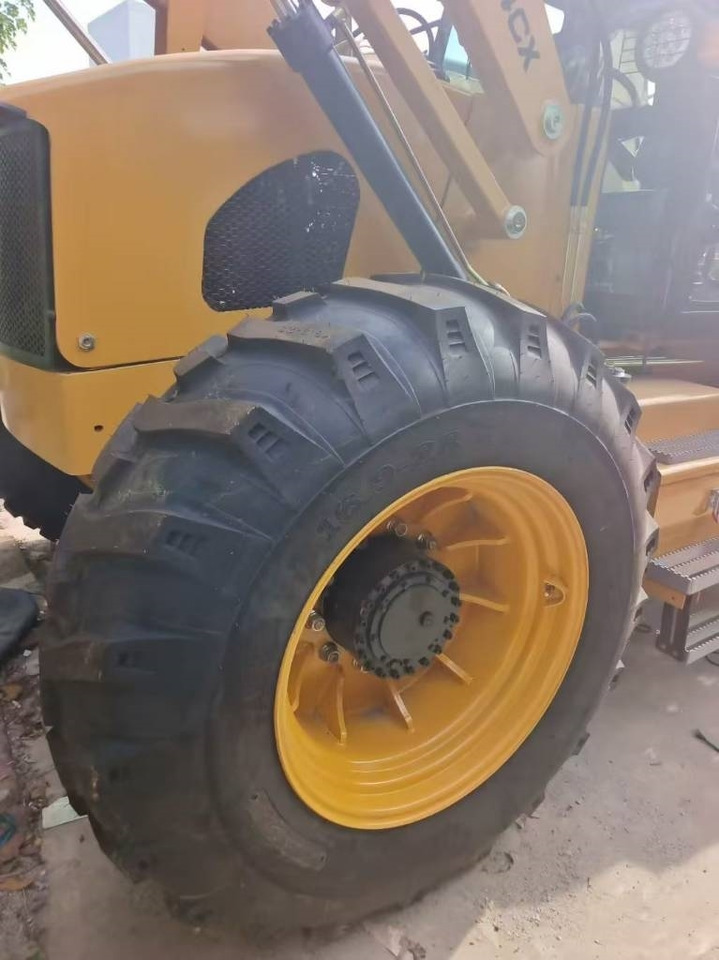 JCB 4 CX - Φορτωτής εκσκαφέας: φωτογραφία 5 JCB 4 CX - Φορτωτής εκσκαφέας: φωτογραφία 5