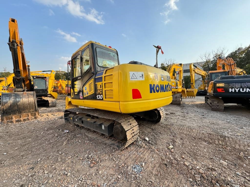 Komatsu PC 130 - Ερπυστριοφόρος εκσκαφέας: φωτογραφία 2 Komatsu PC 130 - Ερπυστριοφόρος εκσκαφέας: φωτογραφία 2