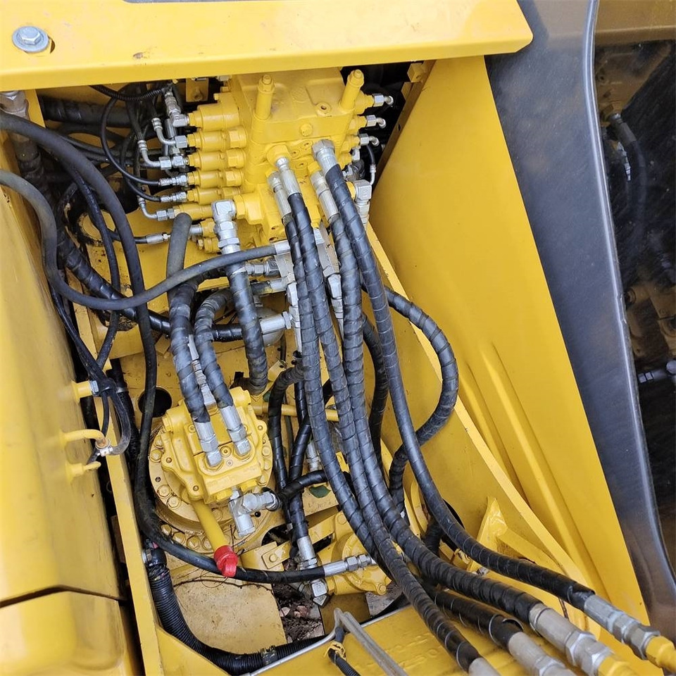 Μίσθωση  Komatsu PC 130 Komatsu PC 130: φωτογραφία 14