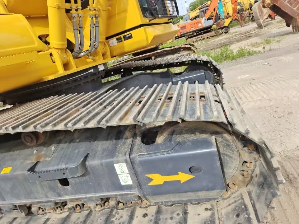Komatsu PC 200-8 - Ερπυστριοφόρος εκσκαφέας: φωτογραφία 4 Komatsu PC 200-8 - Ερπυστριοφόρος εκσκαφέας: φωτογραφία 4
