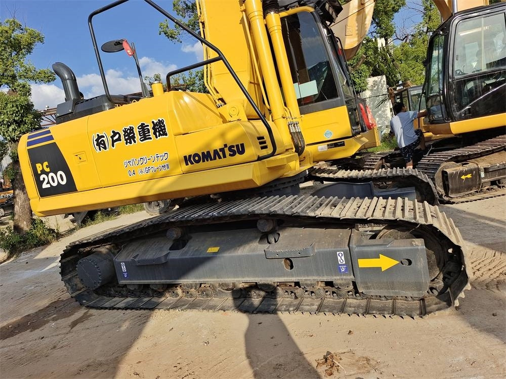 Komatsu PC 200 - Ερπυστριοφόρος εκσκαφέας: φωτογραφία 3 Komatsu PC 200 - Ερπυστριοφόρος εκσκαφέας: φωτογραφία 3