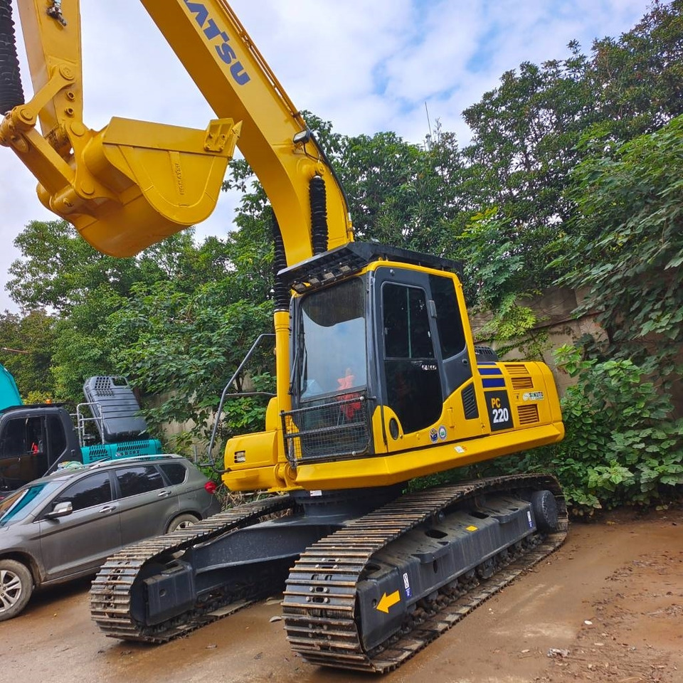 Komatsu PC 220-8 - Ερπυστριοφόρος εκσκαφέας: φωτογραφία 5 Komatsu PC 220-8 - Ερπυστριοφόρος εκσκαφέας: φωτογραφία 5