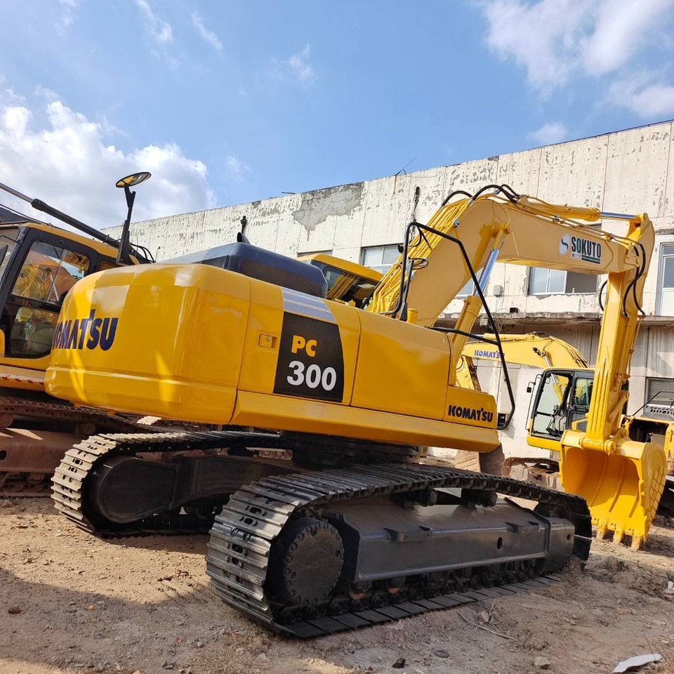 Komatsu PC 300 - Ερπυστριοφόρος εκσκαφέας: φωτογραφία 1 Komatsu PC 300 - Ερπυστριοφόρος εκσκαφέας: φωτογραφία 1