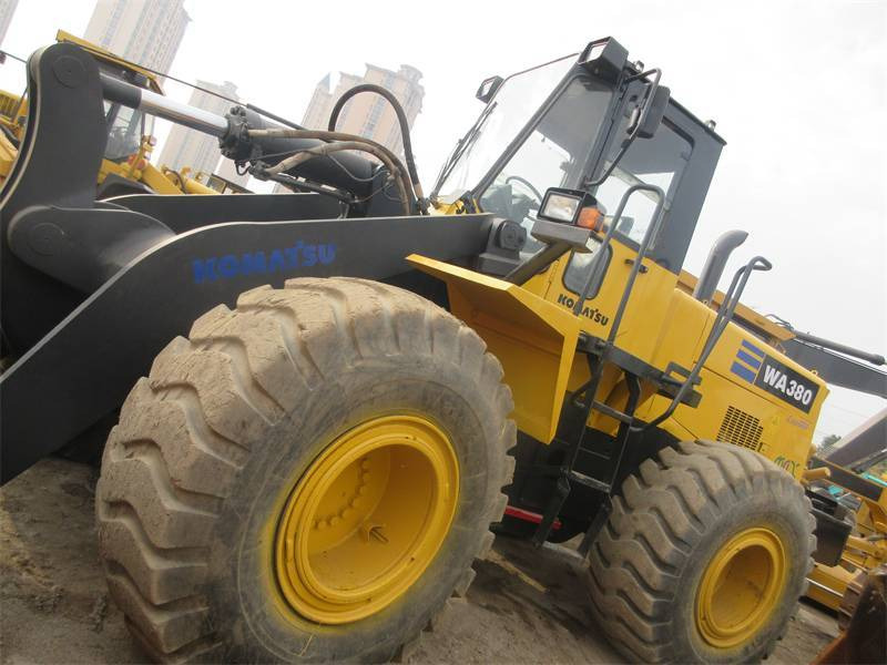 Ελαστιχοφόρος φορτωτής Komatsu WA 380: φωτογραφία 18