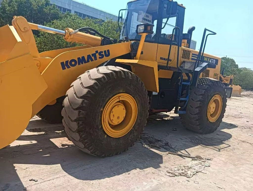 Komatsu WA 470-3 - Ελαστιχοφόρος φορτωτής: φωτογραφία 4 Komatsu WA 470-3 - Ελαστιχοφόρος φορτωτής: φωτογραφία 4