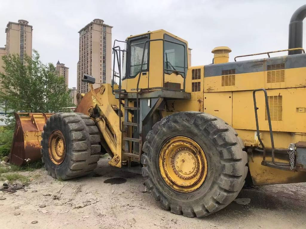 Komatsu WA 600-3 - Ελαστιχοφόρος φορτωτής: φωτογραφία 2 Komatsu WA 600-3 - Ελαστιχοφόρος φορτωτής: φωτογραφία 2