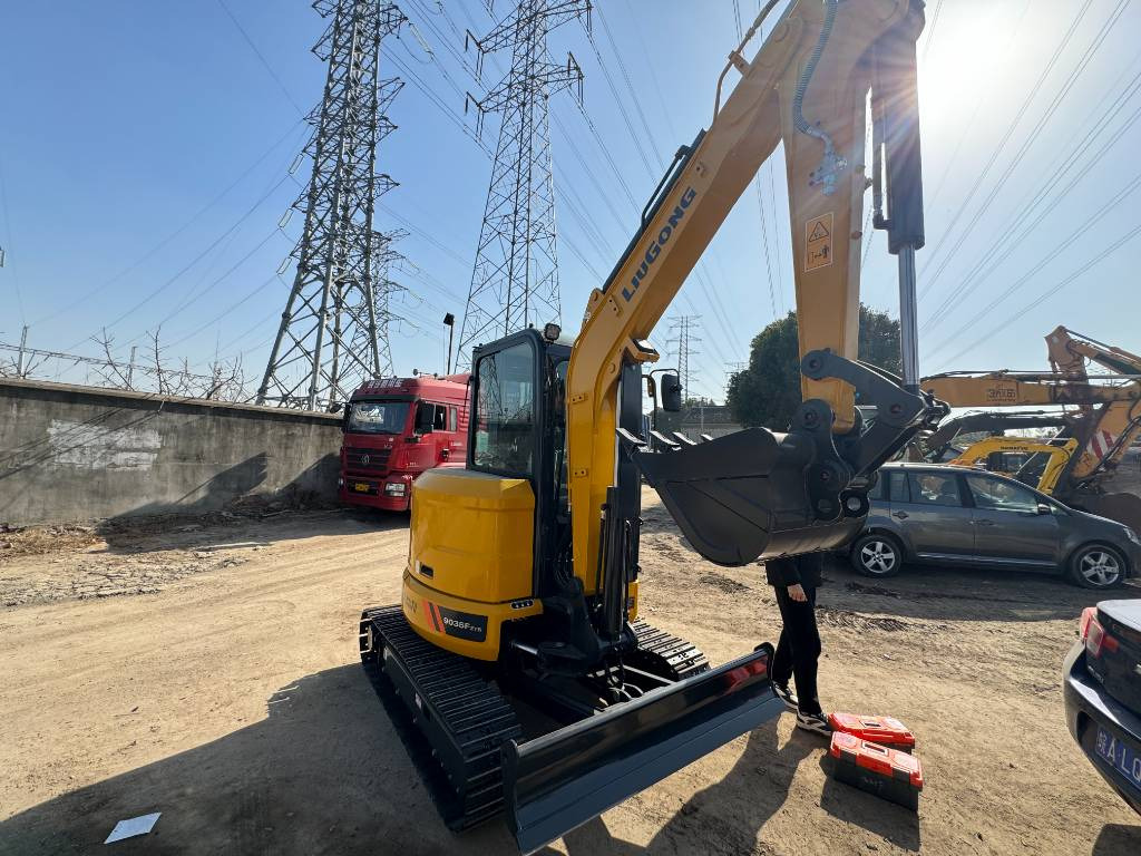 Νέα Μίνι εκσκαφέας LiuGong 9035FZTSG4: φωτογραφία 26