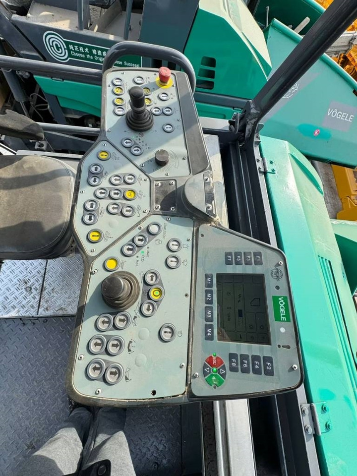 Vögele 1800-3 - Διαστρωτήρας ασφάλτου: φωτογραφία 4 Vögele 1800-3 - Διαστρωτήρας ασφάλτου: φωτογραφία 4