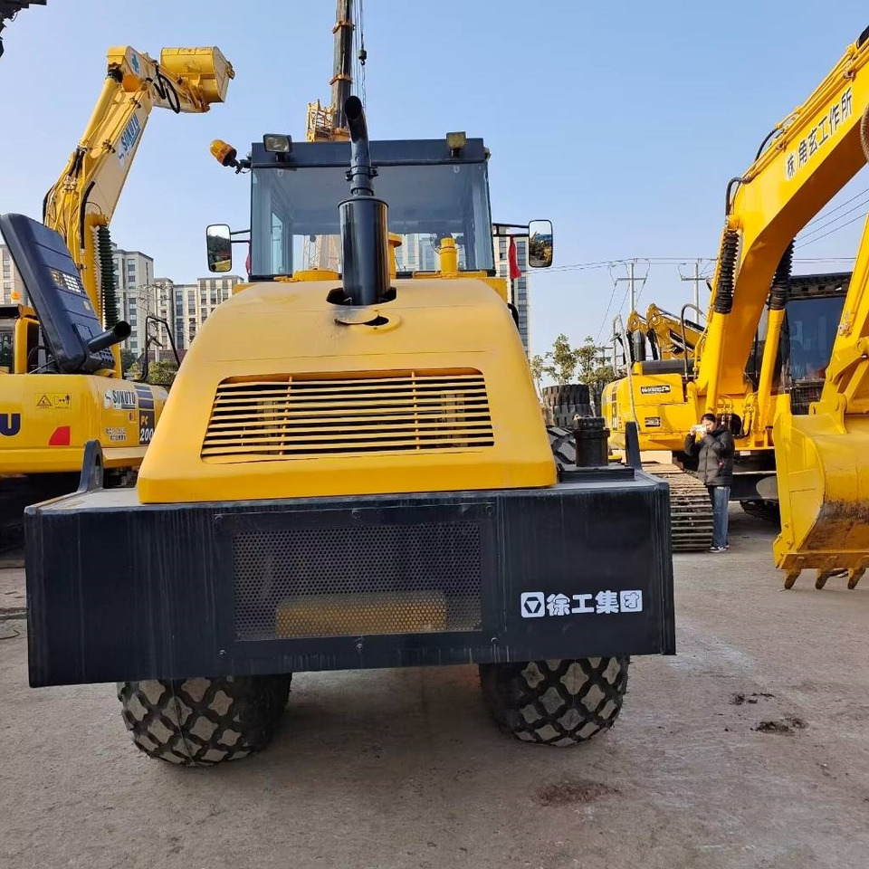 XCMG XS 143J - Οδοστρωτήρες: φωτογραφία 5 XCMG XS 143J - Οδοστρωτήρες: φωτογραφία 5