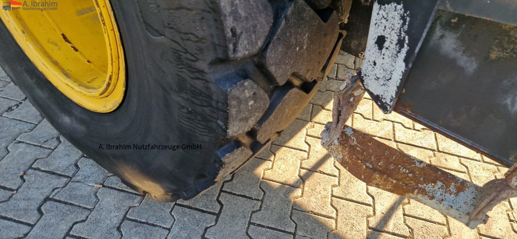 Komatsu WA 200 technisch ok. technische Wartung beim Komatsu Service - Ελαστιχοφόρος φορτωτής: φωτογραφία 2 Komatsu WA 200 technisch ok. technische Wartung beim Komatsu Service - Ελαστιχοφόρος φορτωτής: φωτογραφία 2