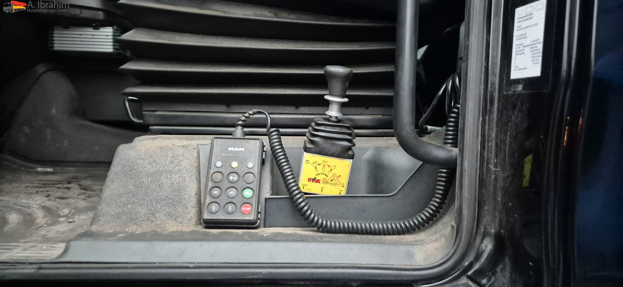 MAN 18.440 Zustand gut 2x Tank, Retarder - Τράκτορας: φωτογραφία 5 MAN 18.440 Zustand gut 2x Tank, Retarder - Τράκτορας: φωτογραφία 5