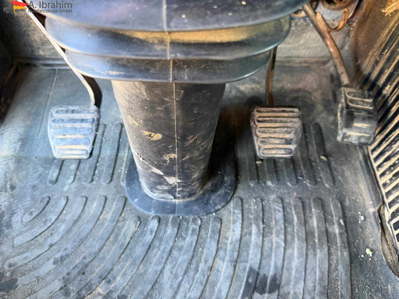 MAN 26.464 6x4 | Retarder | Klima | Schaltgetriebe | 3 Pedals - Τράκτορας: φωτογραφία 3 MAN 26.464 6x4 | Retarder | Klima | Schaltgetriebe | 3 Pedals - Τράκτορας: φωτογραφία 3