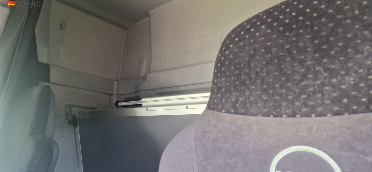 MAN TGS 18.400 PTO für Kompressor sehr sauber, 8x baugleich - Τράκτορας: φωτογραφία 3 MAN TGS 18.400 PTO für Kompressor sehr sauber, 8x baugleich - Τράκτορας: φωτογραφία 3