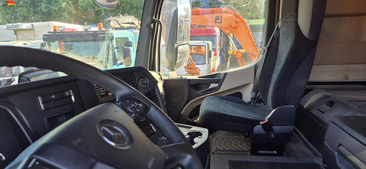 Mercedes-Benz 1843LS Kipphydraulik, Zustand top - Τράκτορας: φωτογραφία 5 Mercedes-Benz 1843LS Kipphydraulik, Zustand top - Τράκτορας: φωτογραφία 5