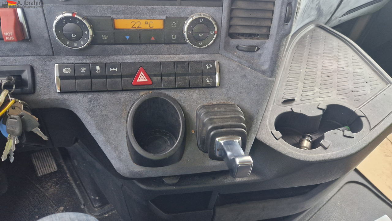 Mercedes-Benz 1845 Kipphydraulik - Τράκτορας: φωτογραφία 4 Mercedes-Benz 1845 Kipphydraulik - Τράκτορας: φωτογραφία 4