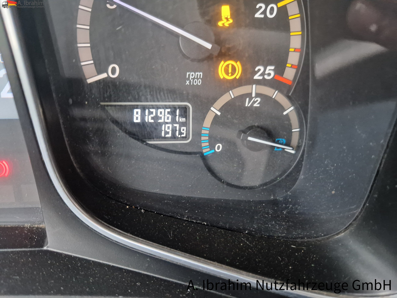 Mercedes-Benz 1845 Retarder Klima, Kühlschrank deutsches Fahrzeug - Τράκτορας: φωτογραφία 2 Mercedes-Benz 1845 Retarder Klima, Kühlschrank deutsches Fahrzeug - Τράκτορας: φωτογραφία 2