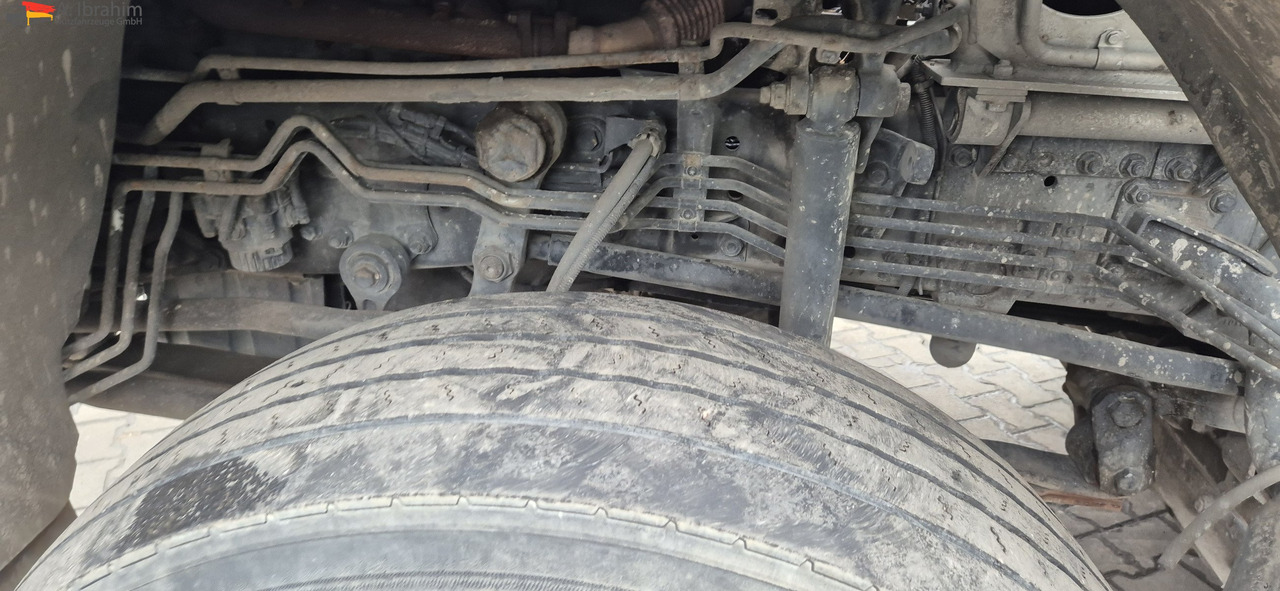 Mercedes-Benz 3241 PM 21-3 Liebherr 7 cbm PUMI Putzmeister Liebherr - Μπετονιέρα αντλία: φωτογραφία 5 Mercedes-Benz 3241 PM 21-3 Liebherr 7 cbm PUMI Putzmeister Liebherr - Μπετονιέρα αντλία: φωτογραφία 5