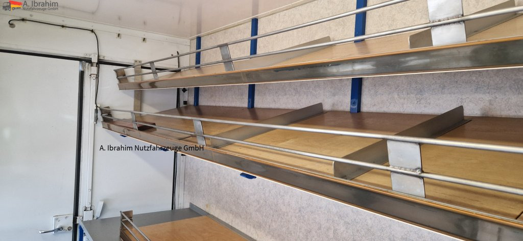 Mercedes-Benz 413 CDI Tiefkühlfächer, autom. Verkaufsklappe Basis ist ok - Επαγγελματικό αυτοκίνητο ψυγείο: φωτογραφία 4 Mercedes-Benz 413 CDI Tiefkühlfächer, autom. Verkaufsklappe Basis ist ok - Επαγγελματικό αυτοκίνητο ψυγείο: φωτογραφία 4