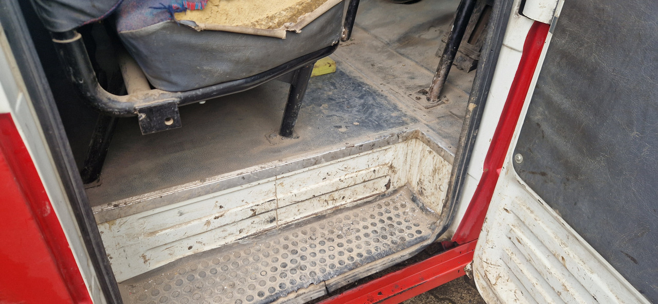 Mercedes-Benz 615D Doka Pritsche, Zustand gut - Μικρό φορτηγό με καρότσα, Διπλοκάμπινο ελαφρύ επαγγελματικό: φωτογραφία 3 Mercedes-Benz 615D Doka Pritsche, Zustand gut - Μικρό φορτηγό με καρότσα, Διπλοκάμπινο ελαφρύ επαγγελματικό: φωτογραφία 3