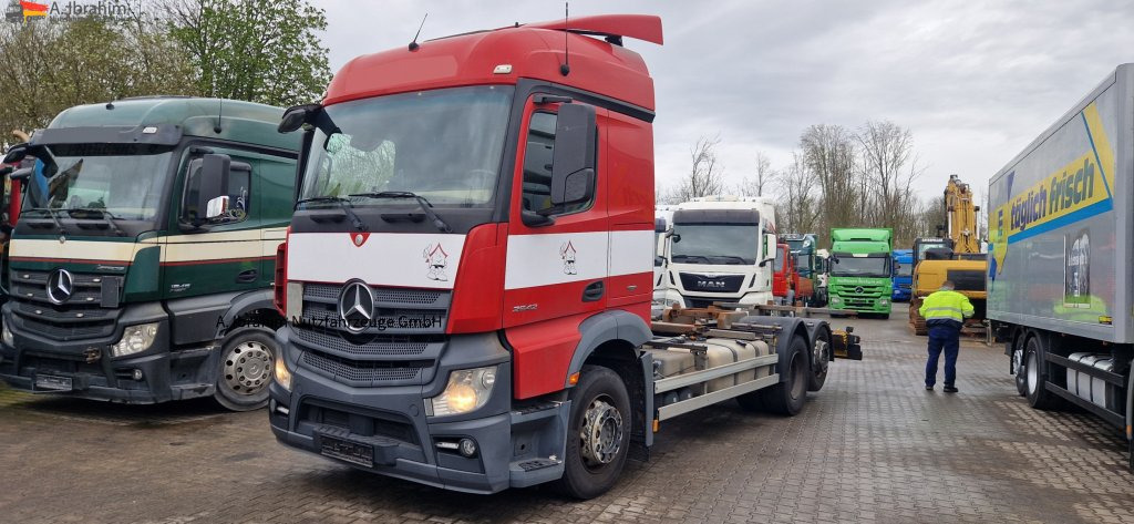 Mercedes-Benz DB 2542 Scheckheft gepflegt bei Mercedes, Euro 5 - Φορτηγό μεταφοράς εμπορευματοκιβωτίων/ Κινητό αμάξωμα: φωτογραφία 1 Mercedes-Benz DB 2542 Scheckheft gepflegt bei Mercedes, Euro 5 - Φορτηγό μεταφοράς εμπορευματοκιβωτίων/ Κινητό αμάξωμα: φωτογραφία 1