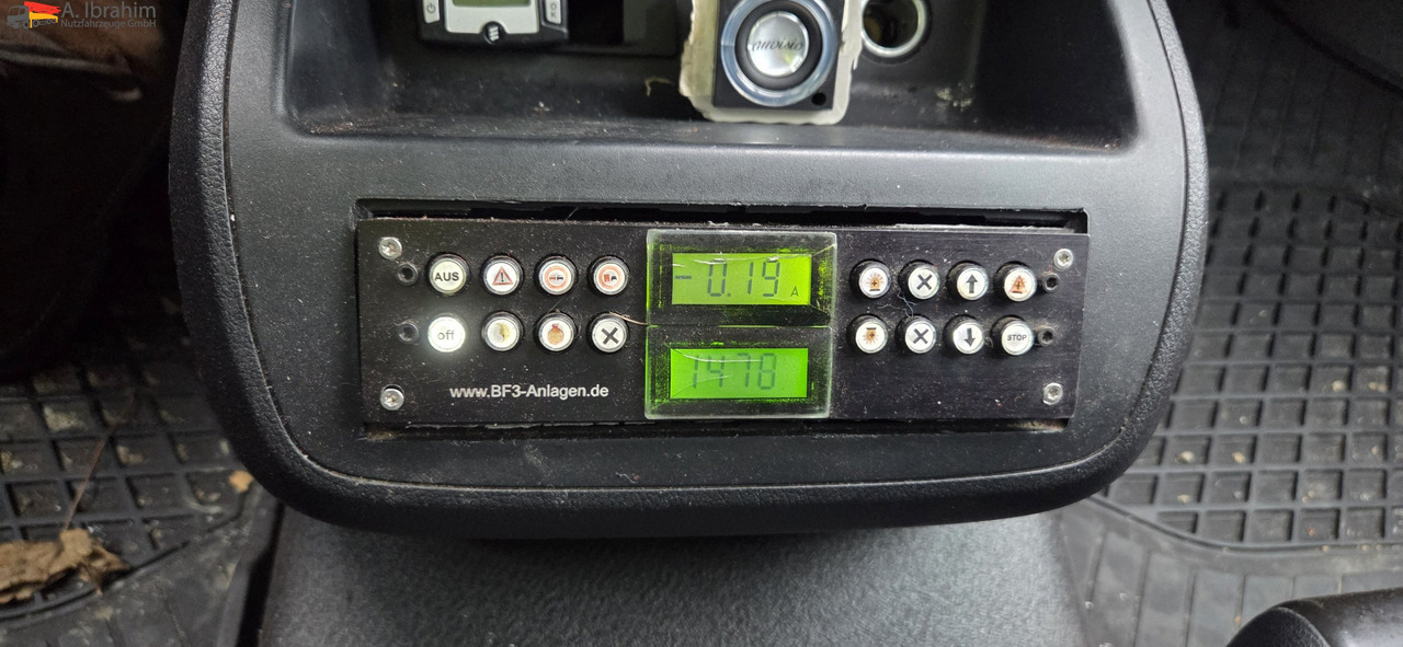 Mercedes-Benz Vito Tourer BF 3-GST Zeichen Anlage 3050 kg zzGw - Αυτοκινούμενη καντίνα: φωτογραφία 4 Mercedes-Benz Vito Tourer BF 3-GST Zeichen Anlage 3050 kg zzGw - Αυτοκινούμενη καντίνα: φωτογραφία 4