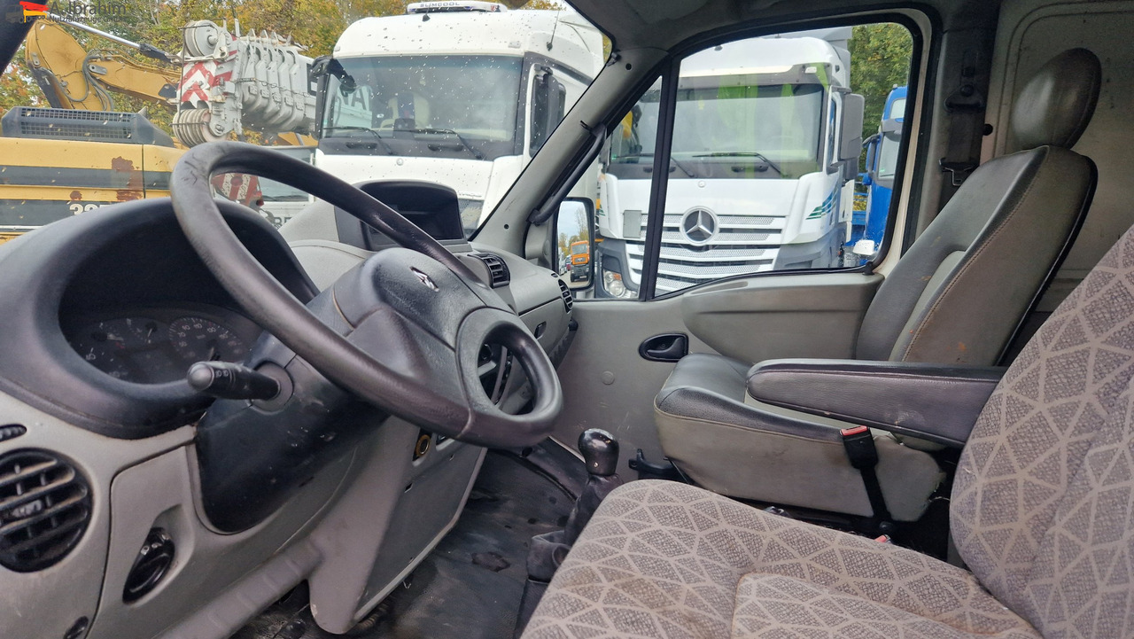 Βαν Renault 52AF, zwillingsbereift 2.8 nicht neu, aber läuft,: φωτογραφία 7 Βαν Renault 52AF, zwillingsbereift 2.8 nicht neu, aber läuft,: φωτογραφία 7