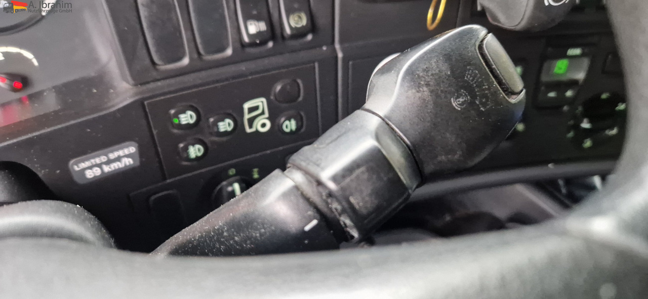 Scania R410 Retarder, Klima, Standklima Top Zustand!! - Φορτηγό μουσαμάς: φωτογραφία 2 Scania R410 Retarder, Klima, Standklima Top Zustand!! - Φορτηγό μουσαμάς: φωτογραφία 2