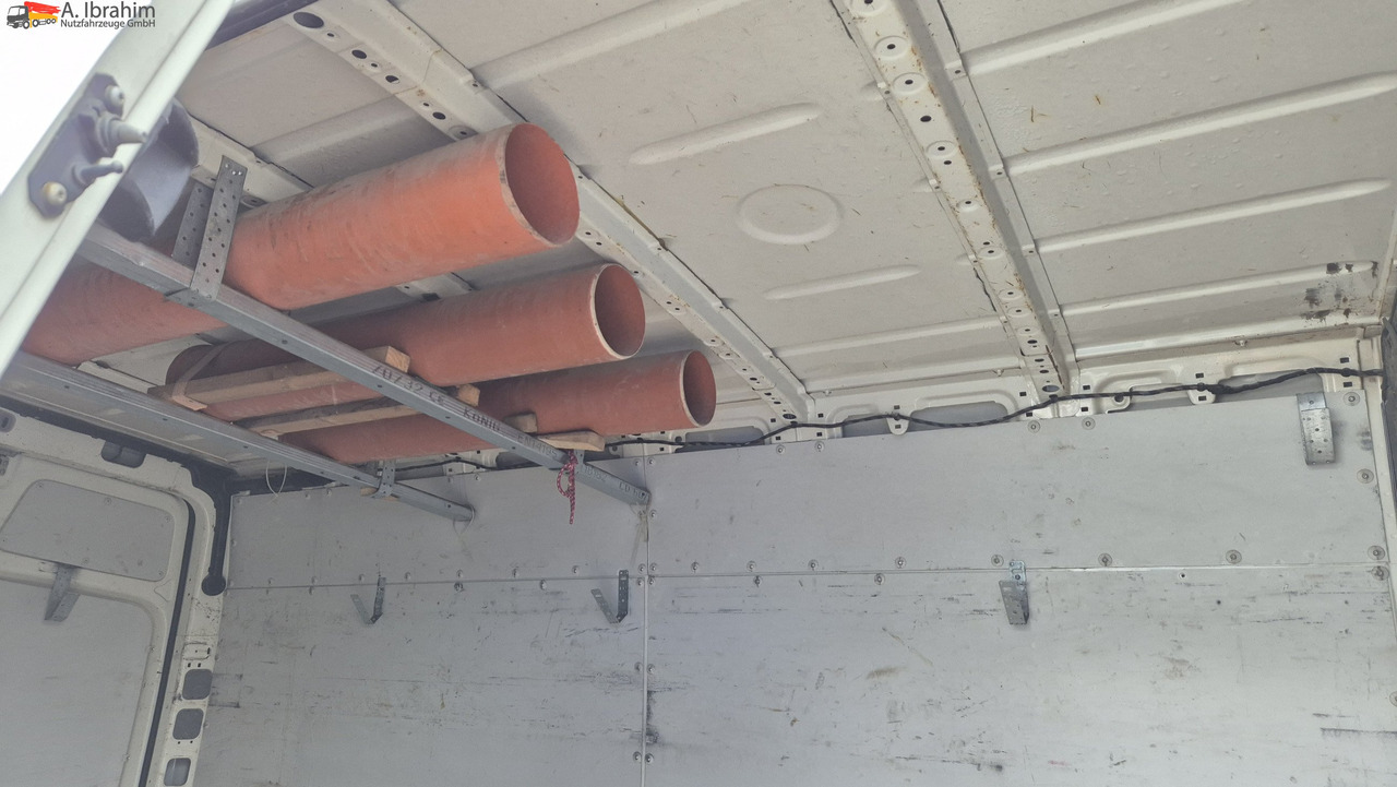 VW Crafter 2.5 Diesel Zustand gut - Βαν: φωτογραφία 2 VW Crafter 2.5 Diesel Zustand gut - Βαν: φωτογραφία 2