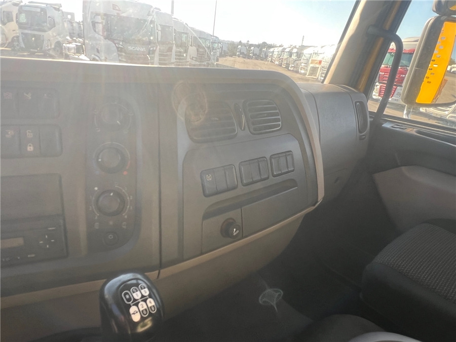 Φορτηγό με ανοιχτή καρότσα DAF LF 310: φωτογραφία 20