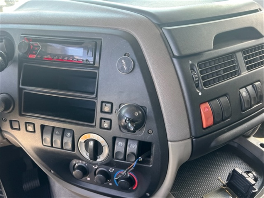 Τράκτορας DAF XF 460: φωτογραφία 11 Τράκτορας DAF XF 460: φωτογραφία 11