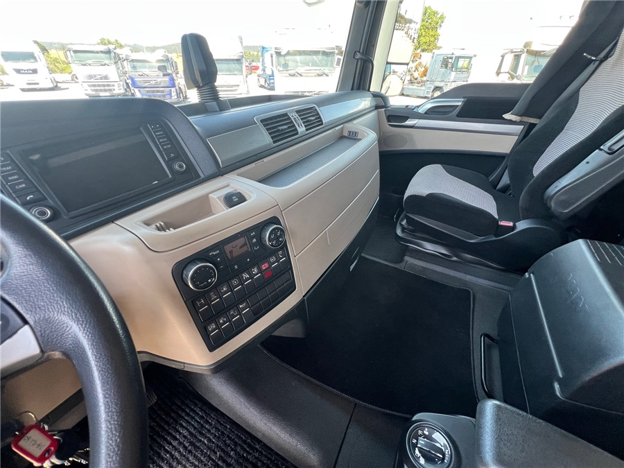 Τράκτορας MAN TGX 18.460: φωτογραφία 16