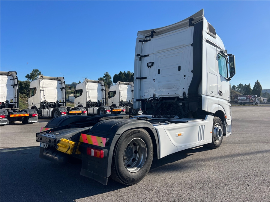 MERCEDES-BENZ 1845 / RETARDER - Τράκτορας: φωτογραφία 4 MERCEDES-BENZ 1845 / RETARDER - Τράκτορας: φωτογραφία 4