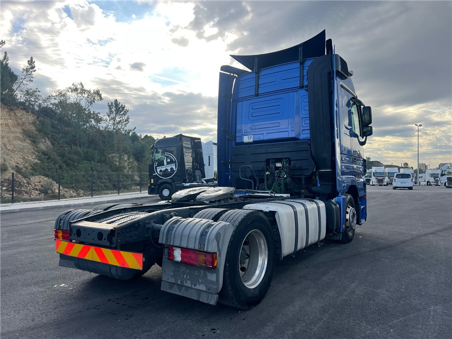 MERCEDES-BENZ Actros 1841 - Τράκτορας: φωτογραφία 4 MERCEDES-BENZ Actros 1841 - Τράκτορας: φωτογραφία 4