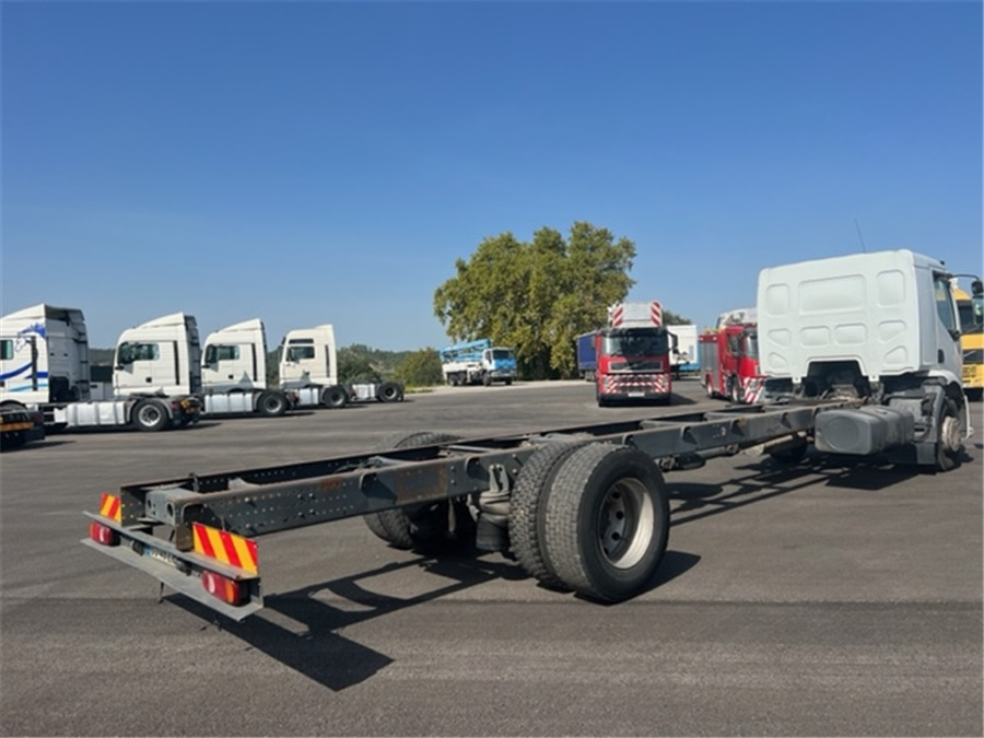 Renault HM 270.18 - Φορτηγό σασί: φωτογραφία 4 Renault HM 270.18 - Φορτηγό σασί: φωτογραφία 4