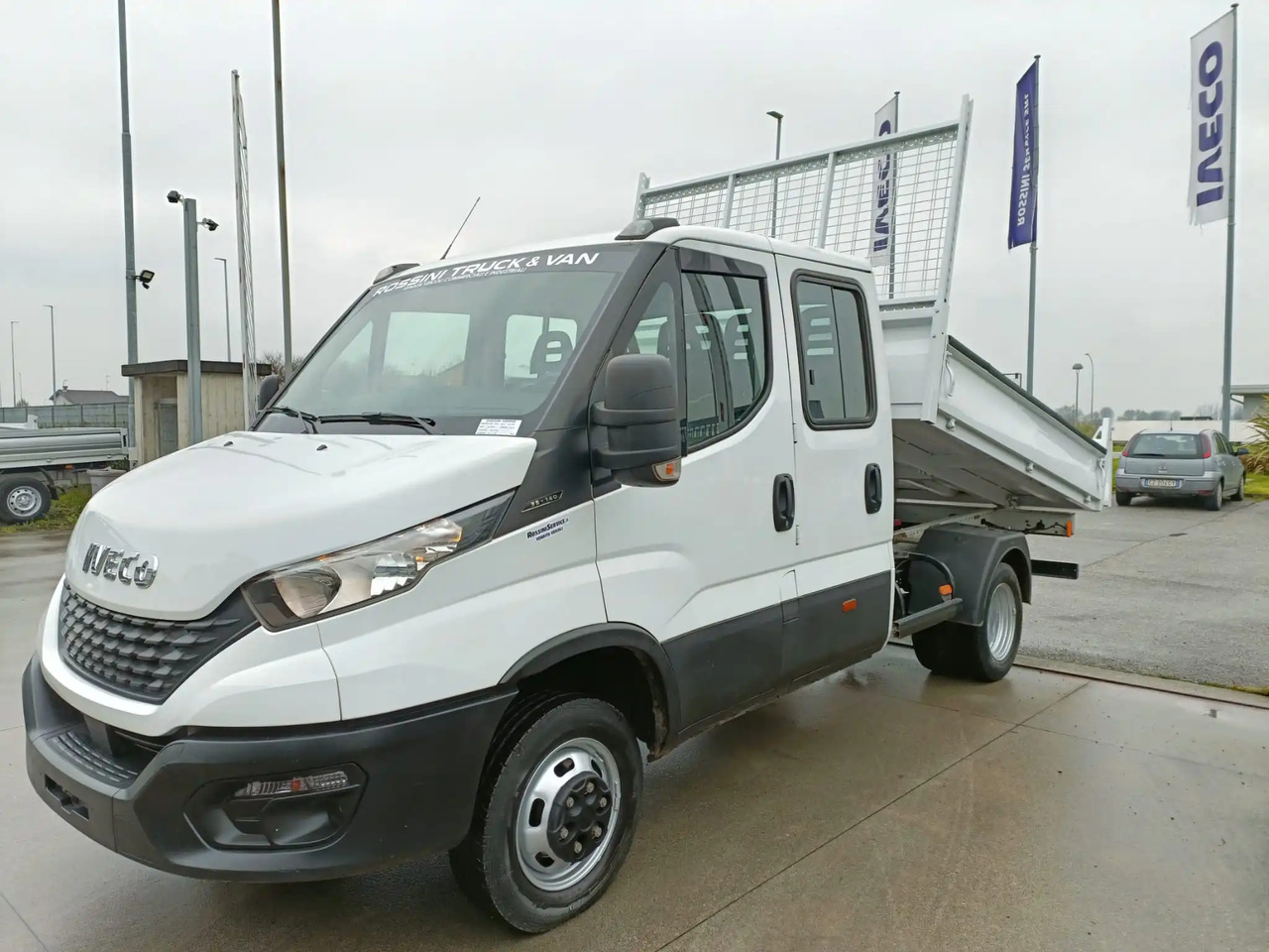 IVECO DAILY 35C14 DOPPIA CABINA RIBALTABILE 2.3 - Όχημα με ανατρεπομενη καροτσα: φωτογραφία 4 IVECO DAILY 35C14 DOPPIA CABINA RIBALTABILE 2.3 - Όχημα με ανατρεπομενη καροτσα: φωτογραφία 4