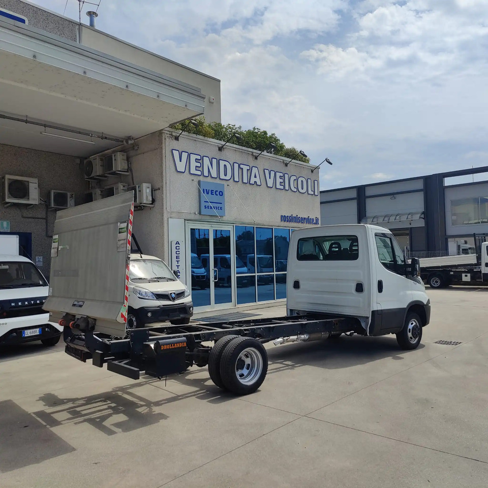 IVECO DAILY 35C14 - Ελαφρύ επαγγελματικό: φωτογραφία 3 IVECO DAILY 35C14 - Ελαφρύ επαγγελματικό: φωτογραφία 3