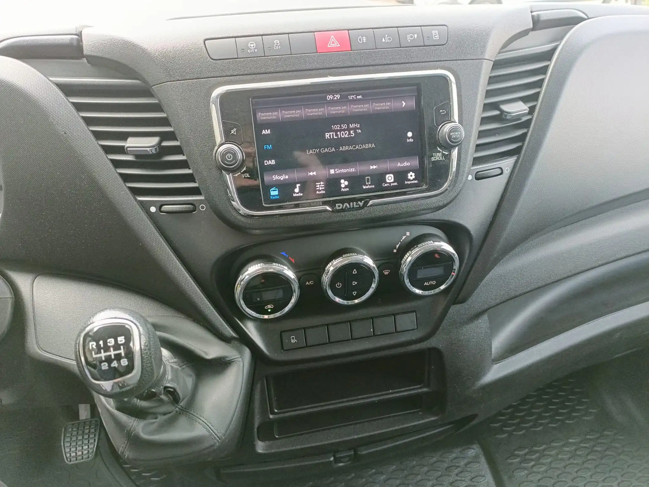 IVECO DAILY 35C16 3.0L - Ελαφρύ επαγγελματικό: φωτογραφία 2 IVECO DAILY 35C16 3.0L - Ελαφρύ επαγγελματικό: φωτογραφία 2