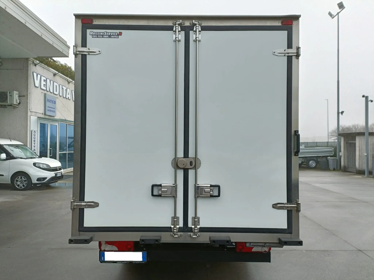 MERCEDES BENZ SPRINTER 415 150 CV - Επαγγελματικό αυτοκίνητο ψυγείο: φωτογραφία 5 MERCEDES BENZ SPRINTER 415 150 CV - Επαγγελματικό αυτοκίνητο ψυγείο: φωτογραφία 5