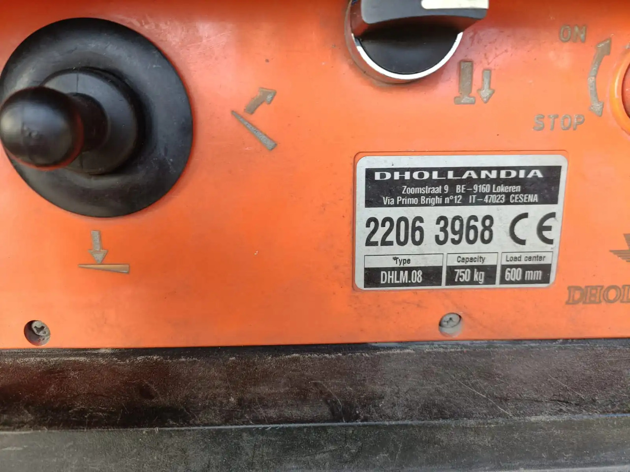 SPONDA IDRAULICA DHOLLANDIA - Υδραυλική πόρτα: φωτογραφία 2 SPONDA IDRAULICA DHOLLANDIA - Υδραυλική πόρτα: φωτογραφία 2