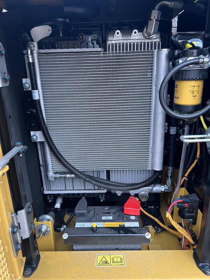 CATERPILLAR 305.5GC - Ερπυστριοφόρος εκσκαφέας: φωτογραφία 5 CATERPILLAR 305.5GC - Ερπυστριοφόρος εκσκαφέας: φωτογραφία 5