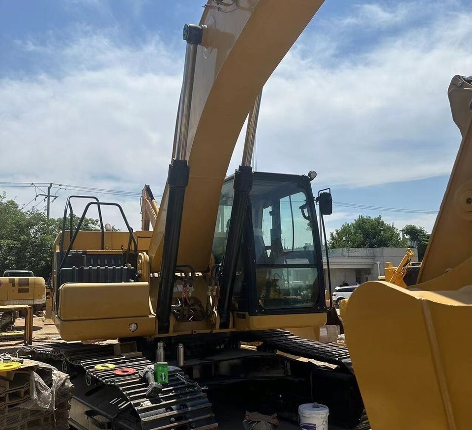 Caterpillar 330GC - Ερπυστριοφόρος εκσκαφέας: φωτογραφία 1 Caterpillar 330GC - Ερπυστριοφόρος εκσκαφέας: φωτογραφία 1