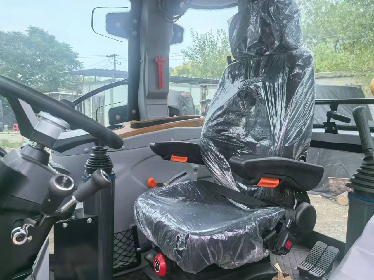 Caterpillar 420F - Φορτωτής εκσκαφέας: φωτογραφία 1 Caterpillar 420F - Φορτωτής εκσκαφέας: φωτογραφία 1