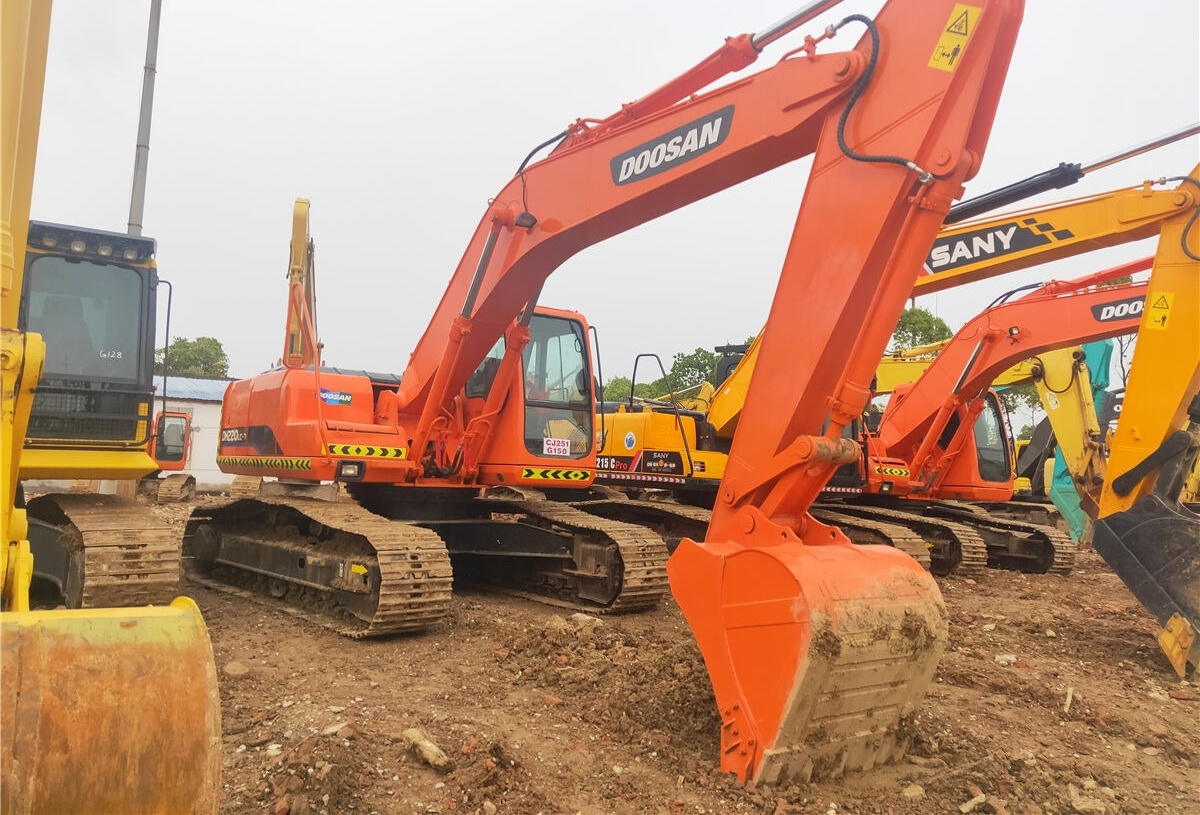 Doosan DH220LC-7 - Ερπυστριοφόρος εκσκαφέας: φωτογραφία 3 Doosan DH220LC-7 - Ερπυστριοφόρος εκσκαφέας: φωτογραφία 3