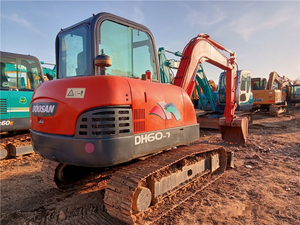 Doosan DH60-7 - Μίνι εκσκαφέας: φωτογραφία 2 Doosan DH60-7 - Μίνι εκσκαφέας: φωτογραφία 2
