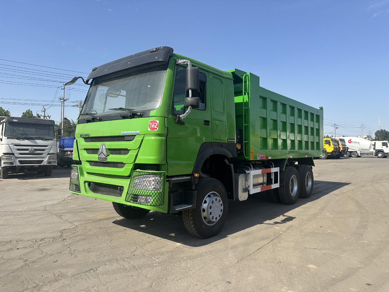 HOWO 371 6X4 - Φορτηγό ανατρεπόμενο: φωτογραφία 1 HOWO 371 6X4 - Φορτηγό ανατρεπόμενο: φωτογραφία 1