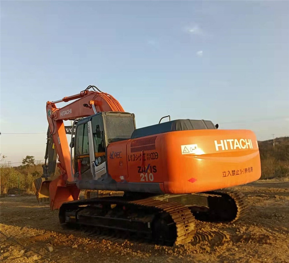 Hitachi 210-3 - Ερπυστριοφόρος εκσκαφέας: φωτογραφία 3 Hitachi 210-3 - Ερπυστριοφόρος εκσκαφέας: φωτογραφία 3