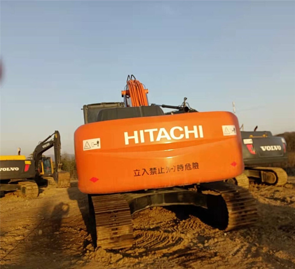 Hitachi 210-3 - Ερπυστριοφόρος εκσκαφέας: φωτογραφία 2 Hitachi 210-3 - Ερπυστριοφόρος εκσκαφέας: φωτογραφία 2