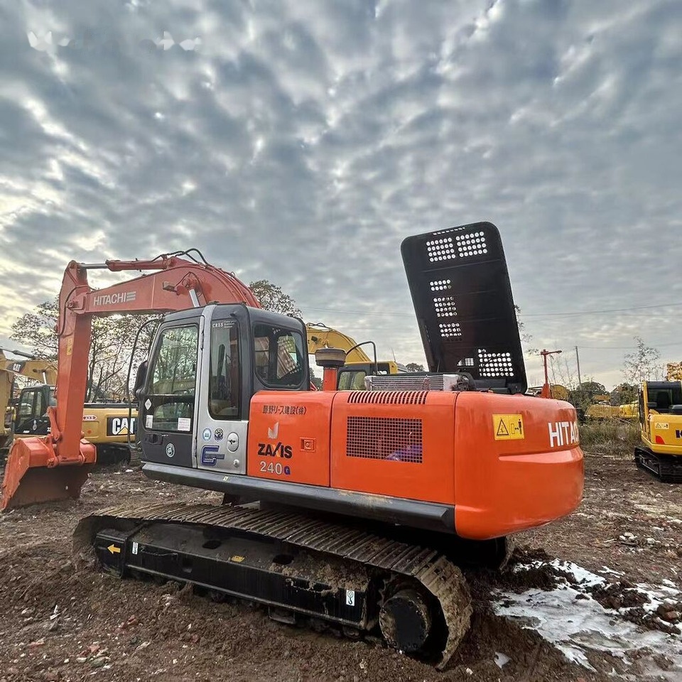 Hitachi ZX240 - Ερπυστριοφόρος εκσκαφέας: φωτογραφία 1 Hitachi ZX240 - Ερπυστριοφόρος εκσκαφέας: φωτογραφία 1