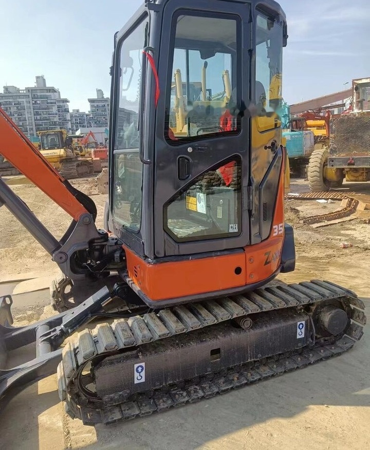 Hitachi ZX35-5A - Μίνι εκσκαφέας: φωτογραφία 1 Hitachi ZX35-5A - Μίνι εκσκαφέας: φωτογραφία 1