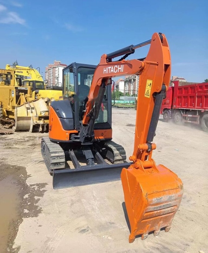 Hitachi ZX35-5A - Μίνι εκσκαφέας: φωτογραφία 3 Hitachi ZX35-5A - Μίνι εκσκαφέας: φωτογραφία 3